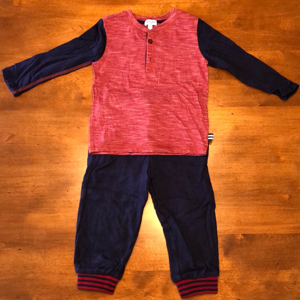 Super soft shirt and sweatpants set